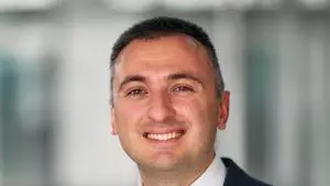 oguz bayraktar
